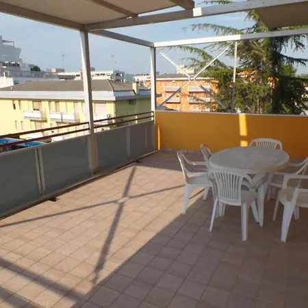 Equipped Flat With Parking In Apartment