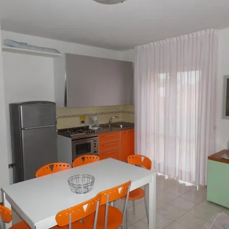 Equipped Flat With Parking In Bibione